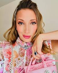 You sure know how to pick a #winner 💖✨Thanks for the help 😘💖 Added a  touch of #vintage sapphire to the dress with a brooch that was my Mommoms  💎 Thank you