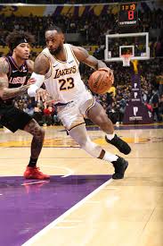 Lakers shoot 49% overall and 43% from 3 to the suns 53% shooting overall and 44% from 3. Photos Lakers Vs Suns 01 01 2020 Los Angeles Lakers Lakers Los Angeles Lakers Photo