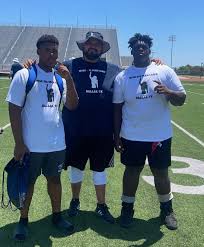 Reginald Reddick (@ReggieReddick75)