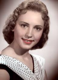 Edwina Lowery's Instagram, Twitter & Facebook