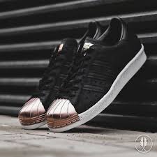 In order to follow its path from a performance basketball shoe to one of the hottest trend s in streetwear culture: Adidas Superstar 80s Metal Adidas Metal Toe Sneakers Classic Sneakers