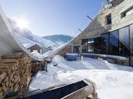 Schweizer klettergärten, topos und mehr. Villa In Vals Ch Beschlage Wohnen Baunetz Wissen