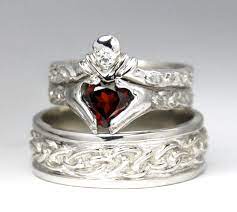 Claddagh Wedding Set New White Gold Diamond Garnet Engagement Ring Men S Celti Celtic Wedding Ring Sets Celtic Wedding Rings Claddagh Ring Wedding