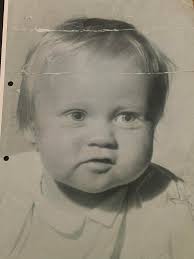 Help restoring old family photo?