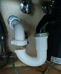 This badger garbage disposal installation tutorial contains affiliate links, but nothing that i wouldn't wholeheartedly recommend anyway! New Sink Installation Garbage Disposal Sits Lower And P Trap No Longer At The Right Height For The Drain Home Improvement Stack Exchange