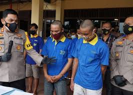 Miris sang siswi digilir 10 pria. Dicekoki Arak Gadis 16 Tahun Asal Grobogan Harus Kehilangan Keperawanan Usai Diperkosa Secara Bergilir Oleh 4 Pemuda Korban Sampai Kesakitan Orangtua Langsung Syok Joglosemar News