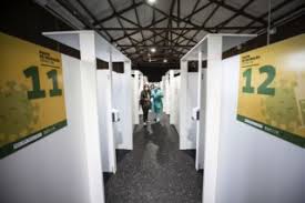 Selecione aqui o local e a data para a vacinação mais conveniente para si. Quem Tem 33 Ou Mais Anos Ja Pode Agendar Toma Da Vacina Coronavirus Publico