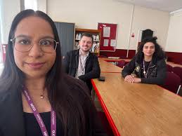 Cllr Amandeep Garcha, Cllr Poonam Gill and Cllr Josh Whitehouse have had a  very busy surgery today at the Queens Lea Community Room 👋🗣️ Thank you to  all the residents that popped
