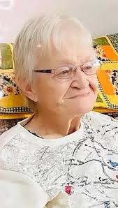 Eleanor Pittman's Instagram, Twitter & Facebook