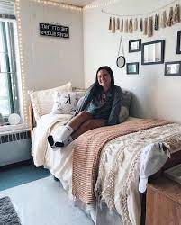 90 Rustic Dorm Room Decorating Ideas On A Budget Rustic Dorm Room Single Dorm Room Dorm Room Decor