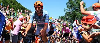 Team enliven exciting 17th stage