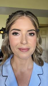 Neutral eyes with a very defined lash line 🤍, ✨ save for inspo, Hair  @sweetstylesbyjenna , #bostonmakeupartist #bostonmua #makeupartist #boston  #makeup #mogmakeyp#mobmakeup ...