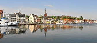 Wir vertreten die interessen unserer rund 250.000 mitglieder gegenüber dem landesparlament, der landesregierung, den politischen parteien, den obersten landesbehörden und den medien. Start Haus Grund Flensburg Kiel Lubeck