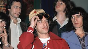 Последние твиты от the rolling stones (@rollingstones). The Rolling Stones Announce Goats Head Soup Reissue Share Unreleased Song Listen Pitchfork