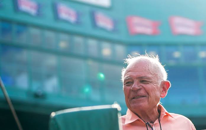 Joe Castiglione made his own call when he announced his retirement after 42  years with Red Sox - The Boston Globe