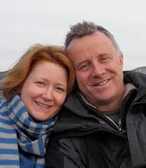 Animals in Hiding: Band 04/Blue (Collins Big Cat): 9780007512850: Guillain,  Charlotte, Moon, Cliff: Books