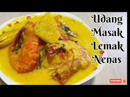 Begitu banyak cara dan resep yang bisa anda coba hadirkan dengan memanfaatkan udang sebagai bahan utama dari. Resepi Udang Masak Lemak Nenas Youtube