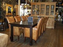 Impressionen Aus Dem Nostalgiepalast Nordhorn Mobel Massivholzmobel Massivholz Massiv Holz Teakholz Teak Tisch Esst Wohnen Lederstuhle Geschirrschrank