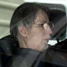 Il y passe toute son enfance avec sa mère, son père, sa grande sœur huguette et son grand frère andré. Michel Fourniret Et Monique Olivier Qui Est Leur Fils Unique Selim Femme Actuelle Le Mag