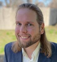 SIU's Apgar adds real-world experience to animal science