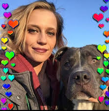 Anne Rathbone's Instagram, Twitter & Facebook