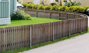 Staket Sibirisk Lark Pif Specialsnickeri Staket Tradgard