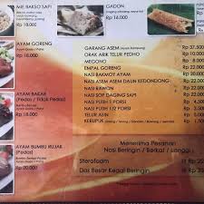 Rangkaian menu lebaran istimewa untuk menjamu kerabat dan sahabat. Kedai Beringin 9 Tips