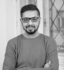 První romská prezidentka na Pražském hradě. Výstava zkoumá, zda to Češi  unesou