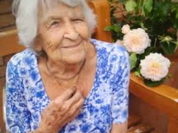 Former Aylesbury mayor Freda Roberts who served the town for 53 years  passes away at 97