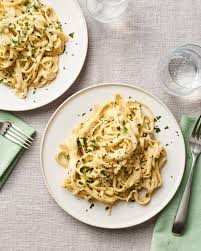 How To Make The Best Easiest Homemade Alfredo Sauce Recipe Easy Homemade Alfredo Sauce Homemade Alfredo Homemade Alfredo Sauce