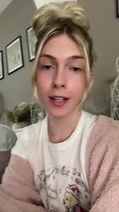 Skyler Rose Firth: A Trendsetting Performer