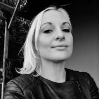 20+ "Ella Khan" profiles