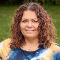 Shannon Temple's Instagram, Twitter & Facebook