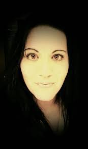 Caroline Alvarez's Instagram, Twitter & Facebook