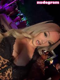 Alabama Barker  alabamaluellabarker Nude Leaks OnlyFans Photo 160 -  Nudogram v2.1