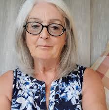 Peace & love from Peru. Thanks for accepting me in this group.