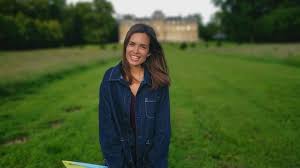 Manning (torrey devitto) treats a patient who is fully invested in pretending to be someone other than himself, chicago p.d. Neuer Freund Pll Star Torrey Devitto Ist Wieder Verliebt Promiflash De