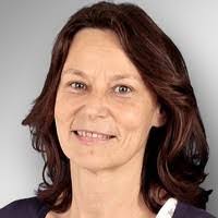 Agnes Roth's Instagram, Twitter & Facebook