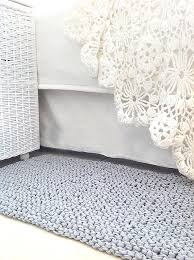 Creating a rag rug using the amish knot/toothbrush rug is so very satisfying. 10 Knit Rugs For The Modern Home