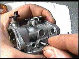 How To Clean The Carburetor On Briggs & Stratton Quantum Lawnmower Engines  - Youtube