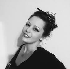 Hello! Any recommendations for a good nail salon in the area?