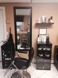 Here are some essential tips for set up a designated salon space in your home. Second Station Salon Suites Decor Salon Decor Hair Salon Interior