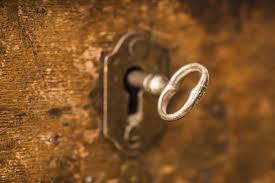 Hi, if the key turns but the latch dosn't move i think the mechanical connection came loose. How To Pick A Skeleton Key Lock 3 Super Easy Ways Upgraded Home