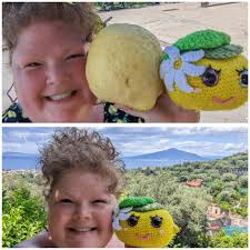 Italian gift from mother to daughter for first-time grandma