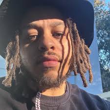 Who Winning This...🧐