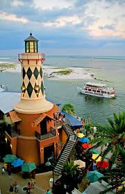 Harry T S In Destin Florida Lighthouse Restaurant Beautiful Lighthouse Lighthouse Pictures
