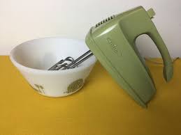 Black And Decker Helix Hand Mixer Reviews Vintage Iona Green Hand Mixer 1970 By Justclickthreetimes On Etsy Hand Mixer Mixer Green Electric