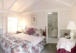 You can use the special requests box when booking, or contact the property directly with the contact details provided in your confirmation. Carmel Green Lantern Inn Ab 226 Pensionen In Carmel By The Sea Kayak