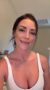 why women are pushed to marry early 😂🤣