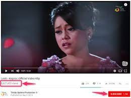 Dilansir dari suara.com, billar memberikan mobil mewah kepada pedangdut asal cianjur tersebut.saat diberi kejutan, lesti justru tak percaya. Lesti Andryani Penyanyi Dangdut Muda Yang Cantik Dengan Suara Merdu